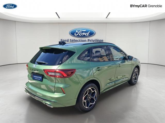 Ford Kuga image 5
