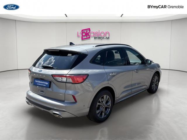 Ford Kuga image 8