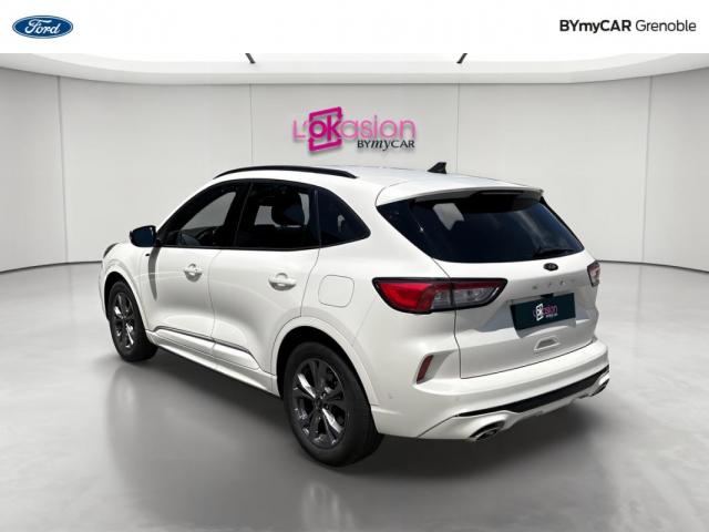 Ford Kuga image 7