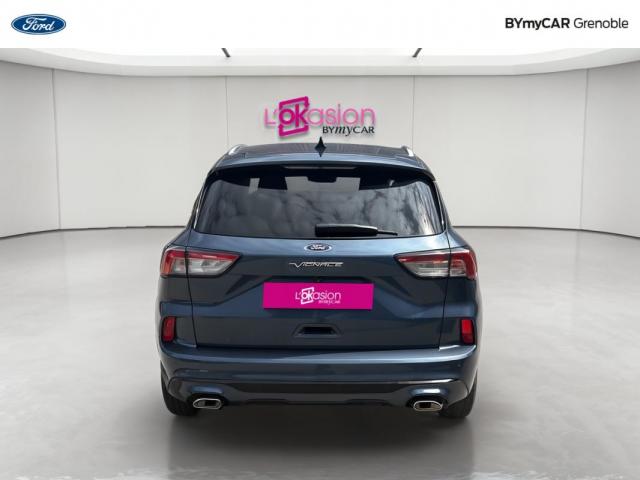 Ford Kuga image 8