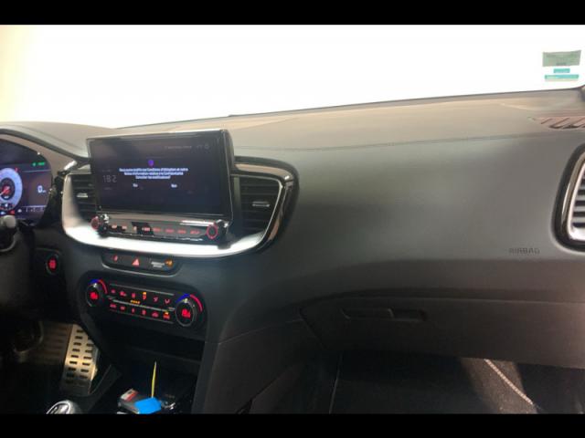 Kia Pro_cee'D image 6
