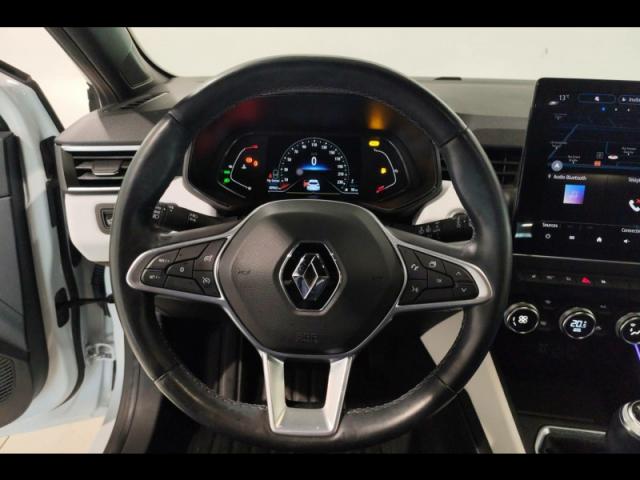 Renault Clio image 2