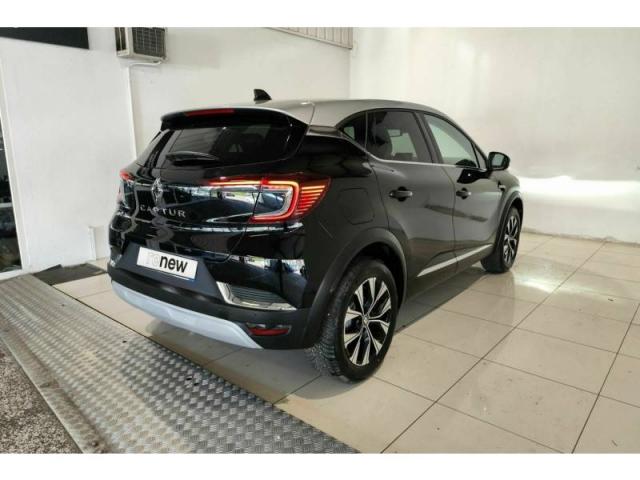 Renault Captur image 2