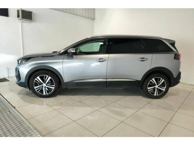 Peugeot 5008 image 3