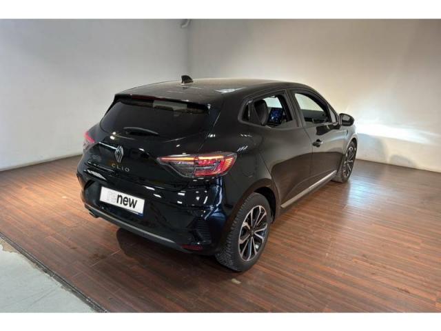Renault Clio image 2