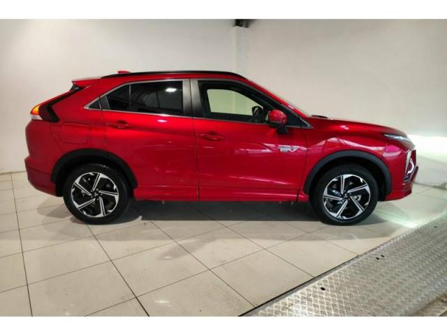 Mitsubishi Eclipse Cross image 4