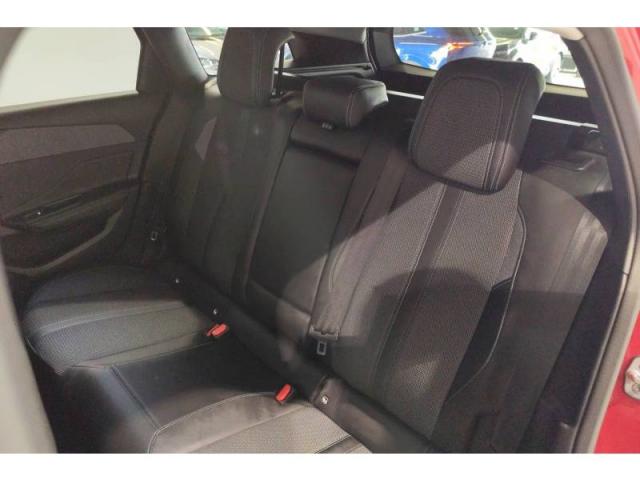 Peugeot 308 image 9