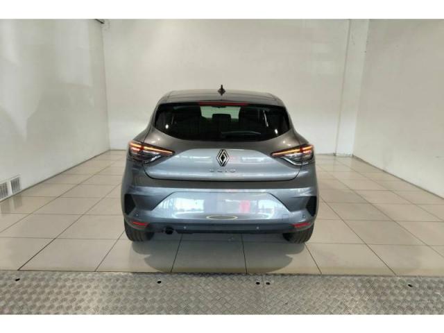 Renault Clio image 2
