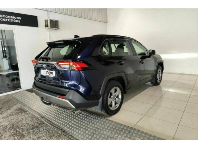Toyota Rav4 image 2