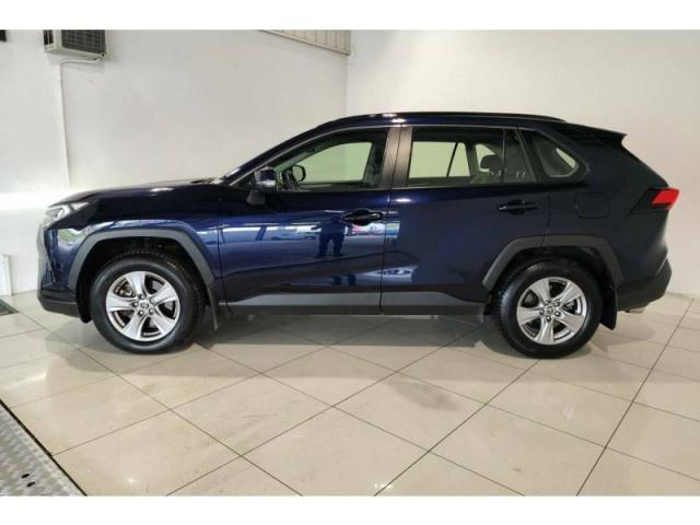 Toyota Rav4 image 4
