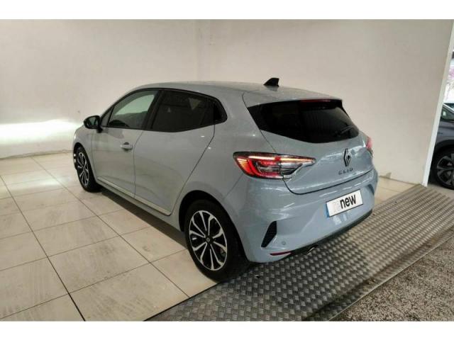 Renault Clio image 9