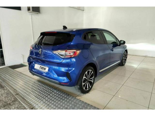 Renault Clio image 2