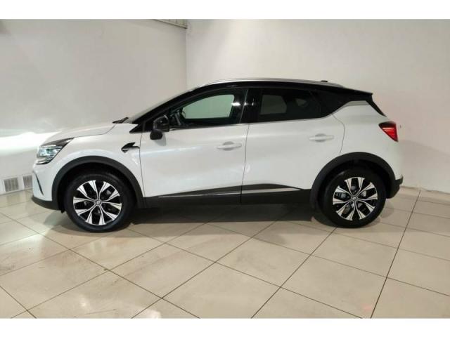 Renault Captur image 2