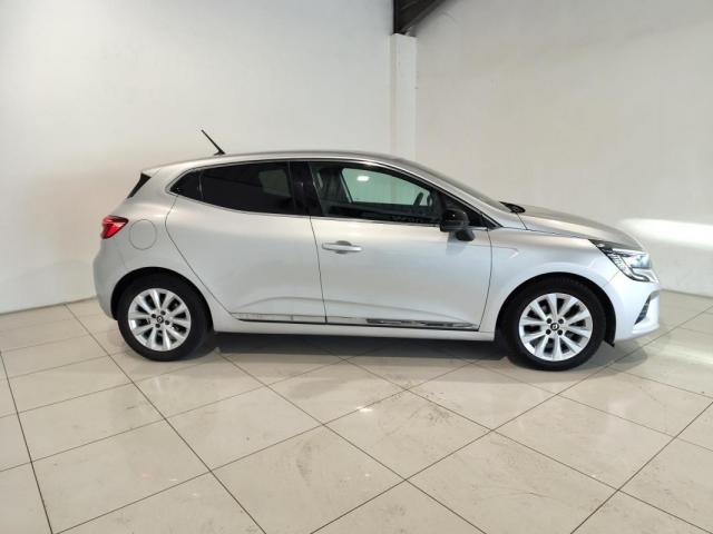 Renault Clio image 9
