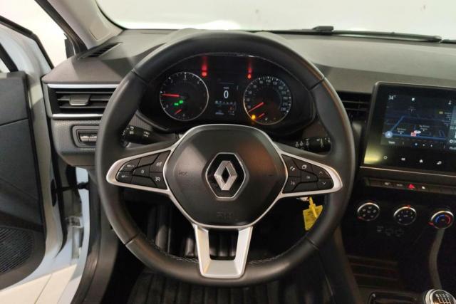 Renault Clio image 9