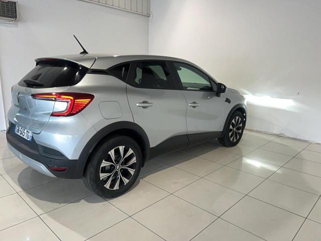 Renault Captur image 9