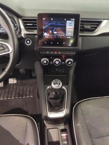Renault Captur image 2