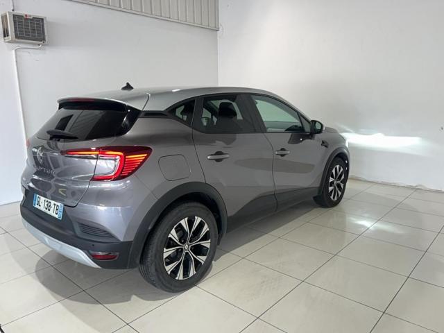 Renault Captur image 1