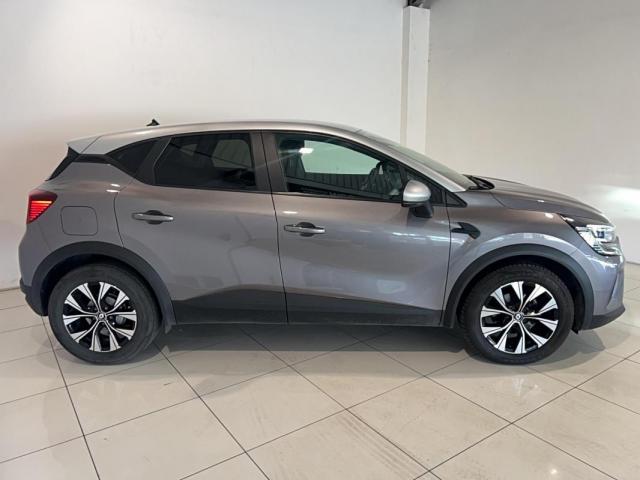 Renault Captur image 6