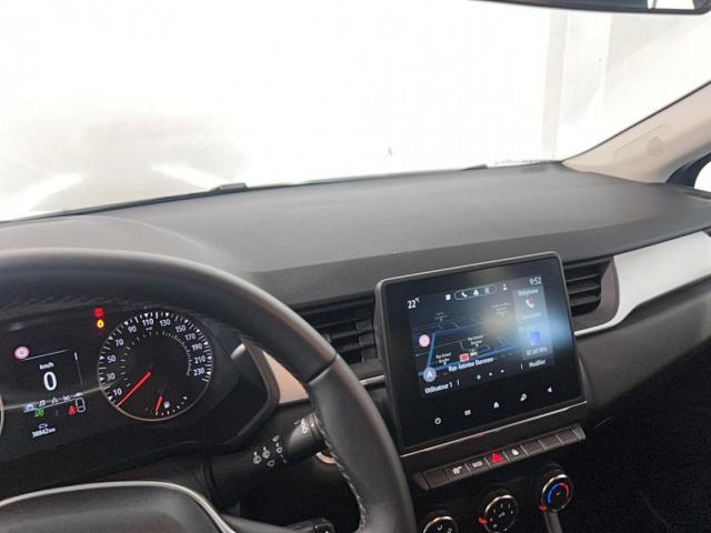 Renault Captur image 9