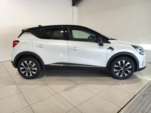 Renault Captur image 6