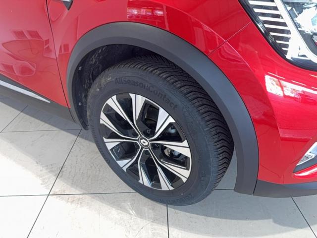 Renault Captur image 8