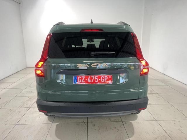 Dacia Jogger image 1