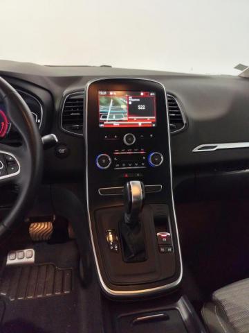 Renault Grand Scénic image 2