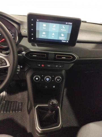 Dacia Sandero image 1