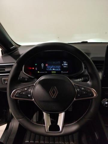 Renault Clio image 2