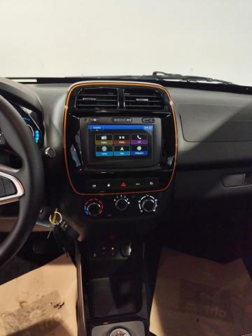 Dacia Spring image 2