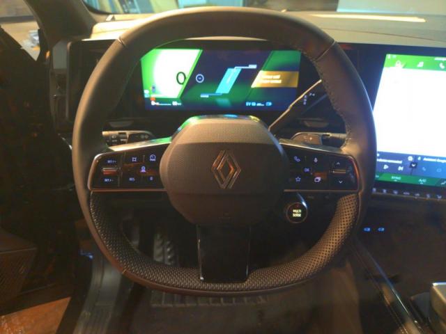 Renault Rafale image 7