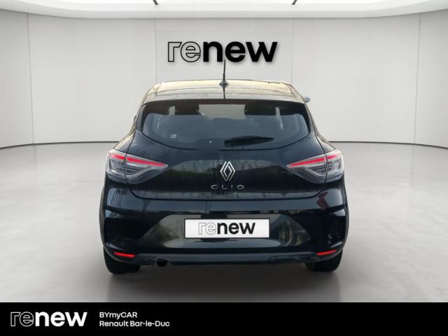 Renault Clio image 2