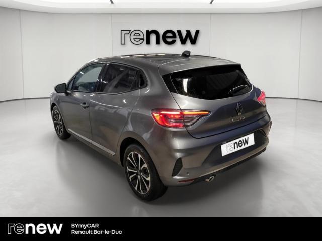 Renault Clio image 9