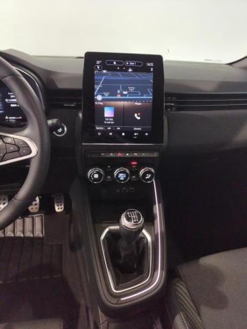 Renault Clio image 9