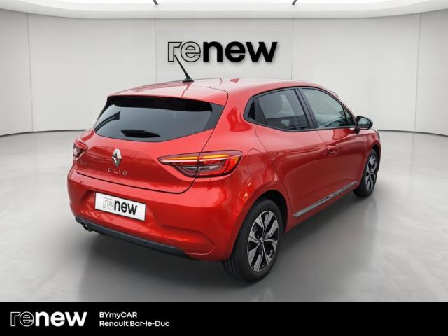 Renault Clio image 8