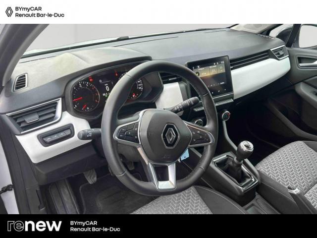 Renault Clio image 9