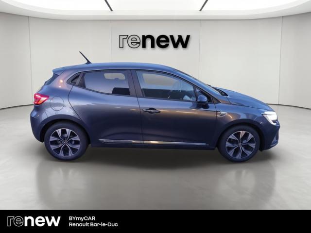 Renault Clio image 9