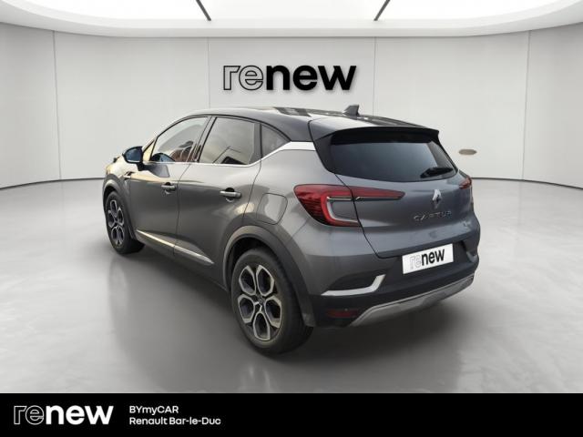 Renault Captur image 2