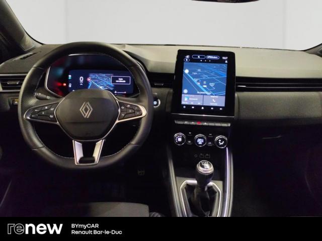 Renault Clio image 2