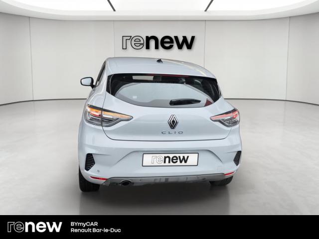 Renault Clio image 6