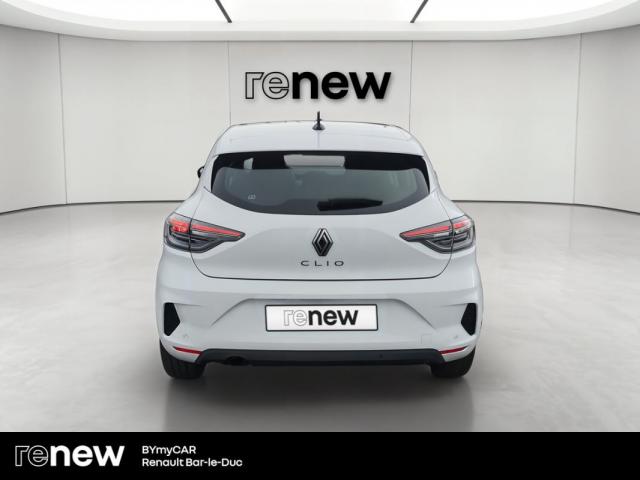 Renault Clio image 9