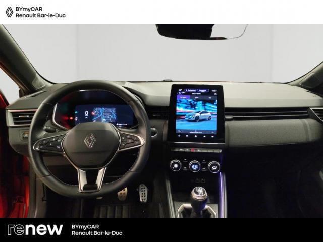 Renault Clio image 2