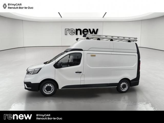 Renault Trafic image 2