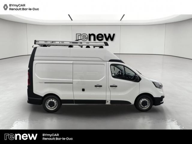 Renault Trafic image 9