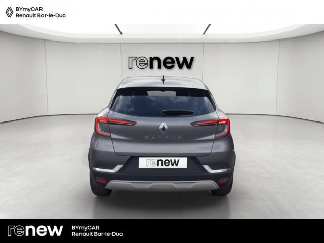 Renault Captur image 8