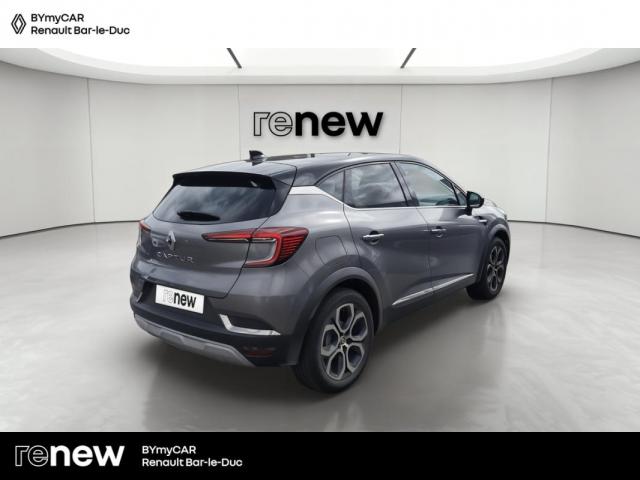 Renault Captur image 2