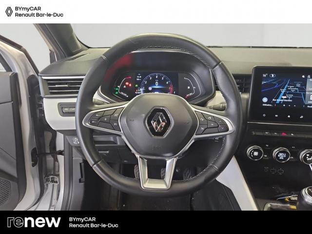 Renault Clio image 9