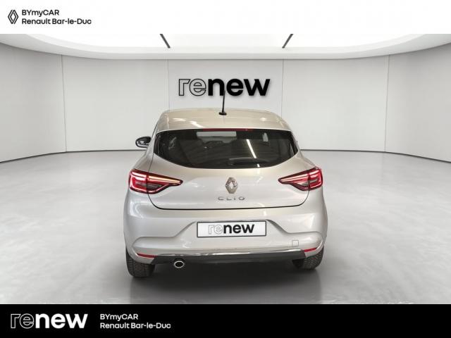 Renault Clio image 2