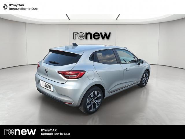 Renault Clio image 8